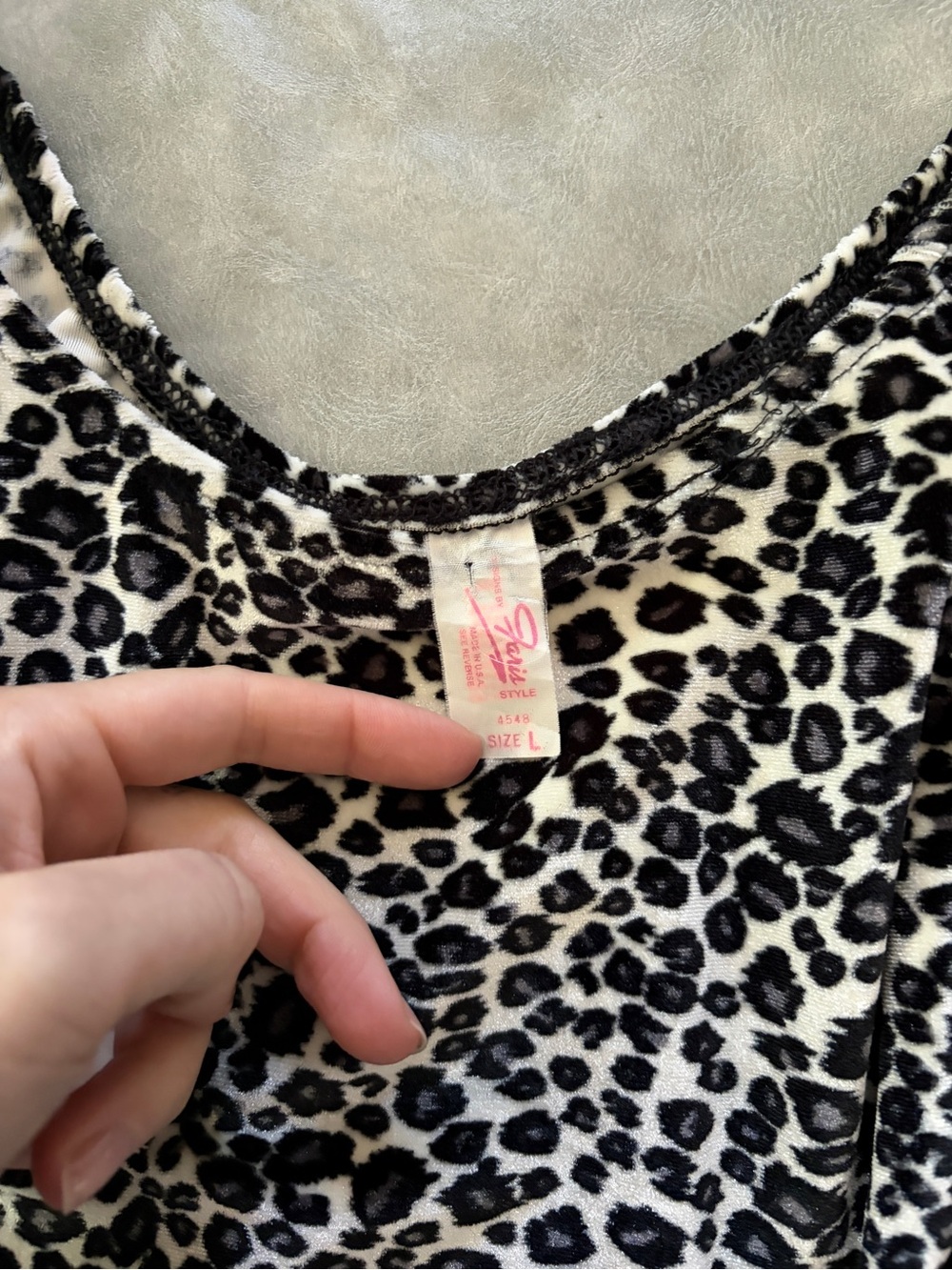 Vintage Y2K White Velvet Leopard Print Bodycon Dress 90s Scoop Neck Midi - Picture 6 of 10